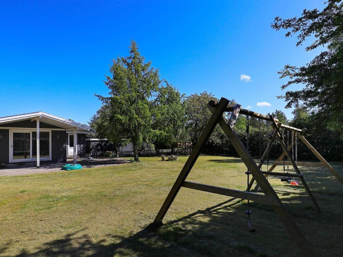 8 Person Holiday Home In Tranek R Tranekær Εξωτερικό φωτογραφία